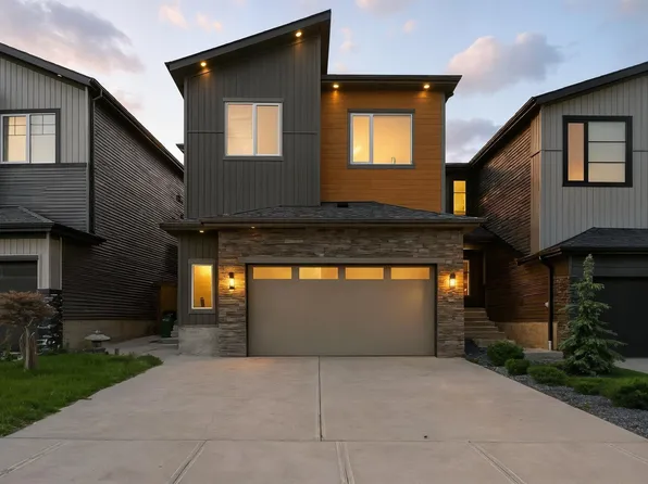 1048 Goldfinch Way NW, Edmonton, AB T5S 0R2