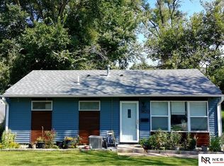 3820 Valley St, Omaha, NE 68105