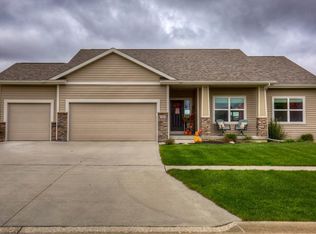 305 Centennial Dr, Huxley, IA 50124