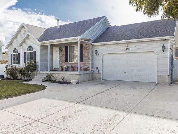 2nd image of 2998 S Hadwen Dr