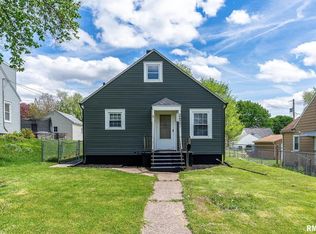 3427 Fillmore Ln, Davenport, IA