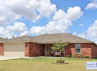 506 Christopher Cv, Lockhart, TX 78644