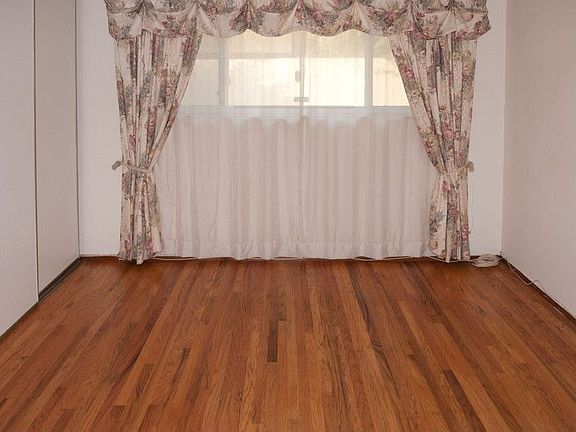 5th image of 32306 Crest Ln