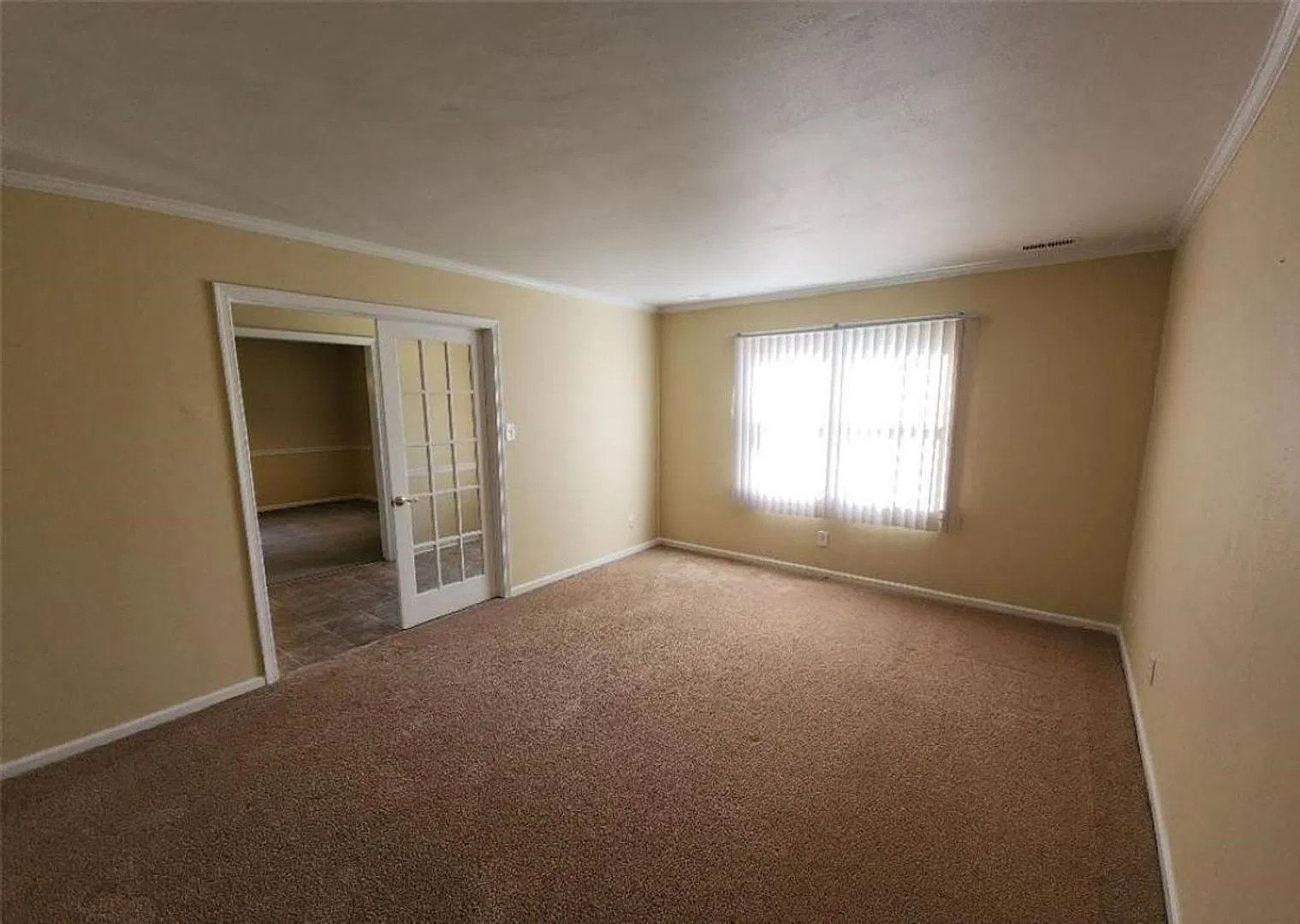 Brick Ranch With Garage In Larkspur — Photo 4