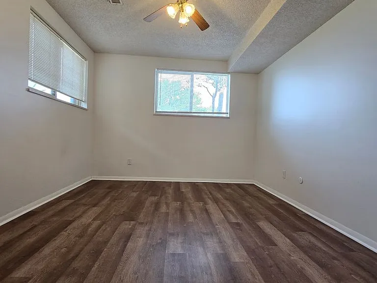 37077 Northwest Dr — Photo 11