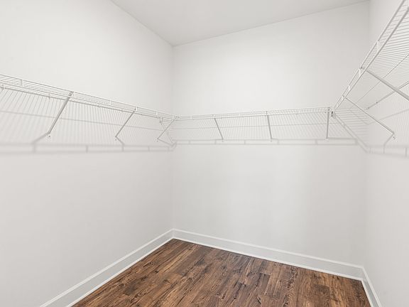 Oversized Primary Walk-In-Closet