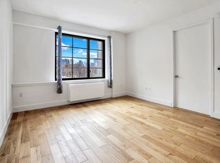 27-21 44th Dr #203, Long Island City, NY 11101