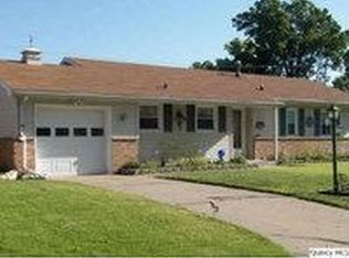 3301 Crestview Dr, Quincy, IL 62301