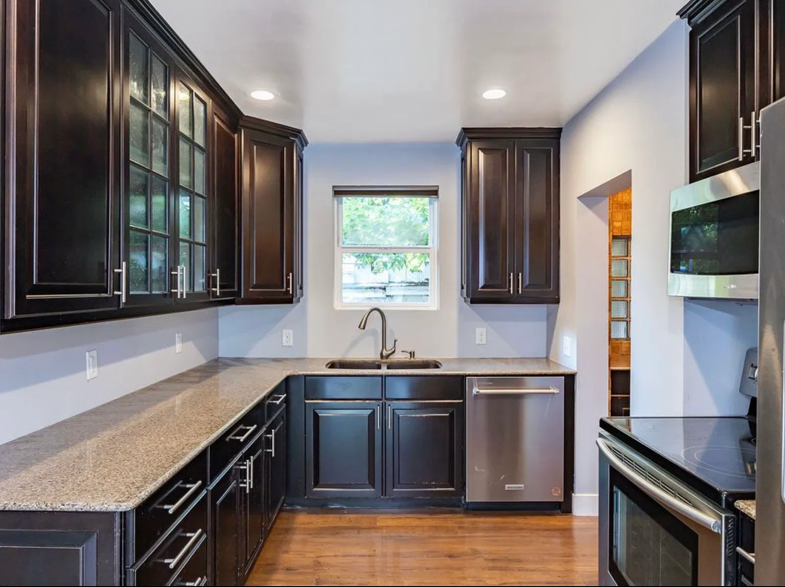 3 bed, 1496 sqft, $1,850 — Photo 4