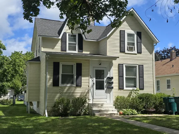 2819 Eshcol Ave, Zion, IL 60099
