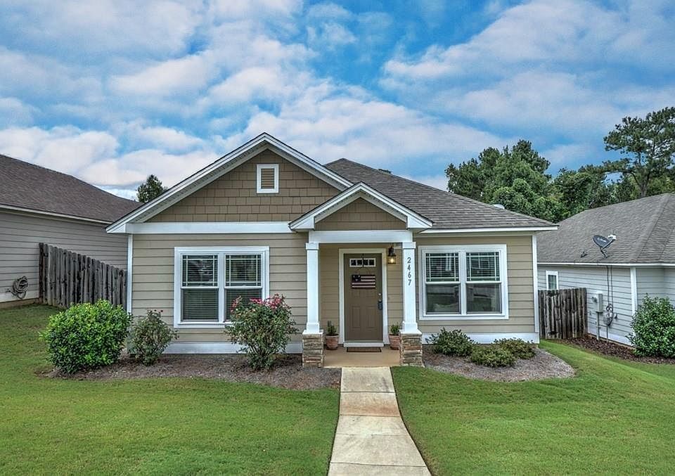 1st image of 2467 Churchill Cir