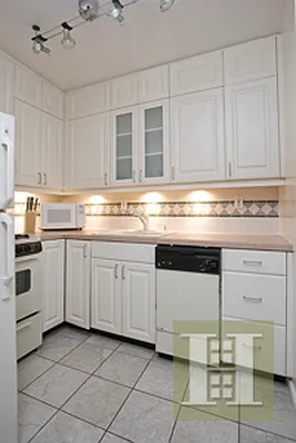 Sold by Halstead Real Estate | media 7