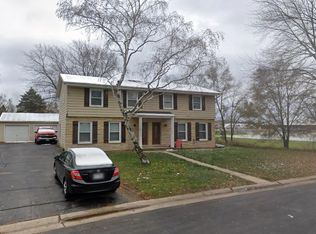 1127 Church Way Ct, Mukwonago, WI 53149