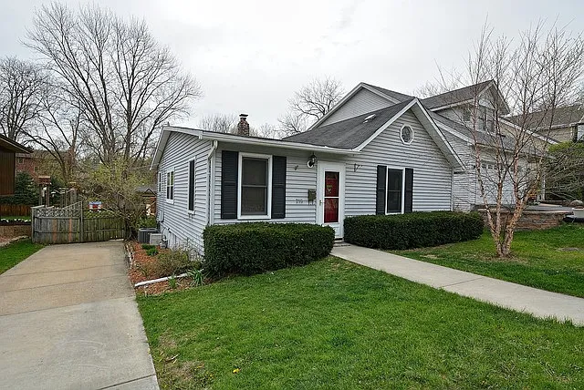 715 East St photo 1