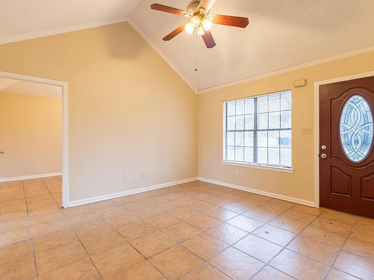 10152 Yates Dr — Photo 7