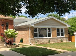 6346 N Tripp Ave, Chicago, IL 60646