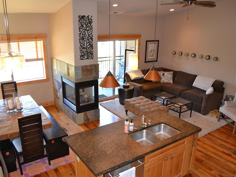 1st image of 10139 Palisades Dr Unit 1