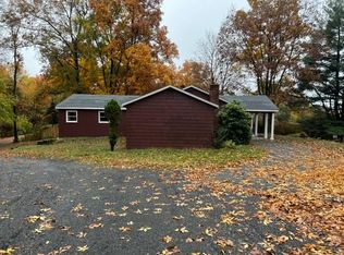 67 Mountain View Ter, Walden, NY 12586