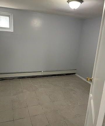 5th image of 20902 110th Ave Floor Basement