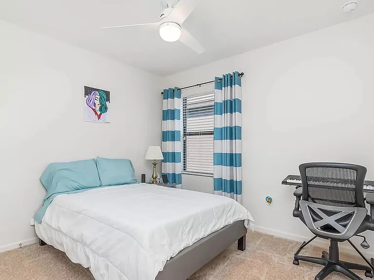 704 Acadia Ct SE — Photo 9