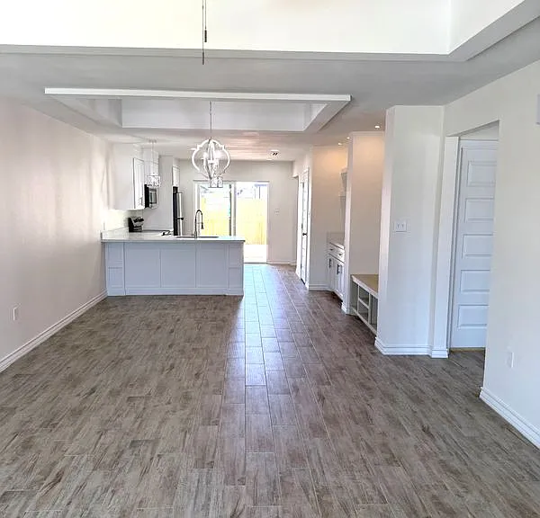680 Seminole Ln #B — Photo 4