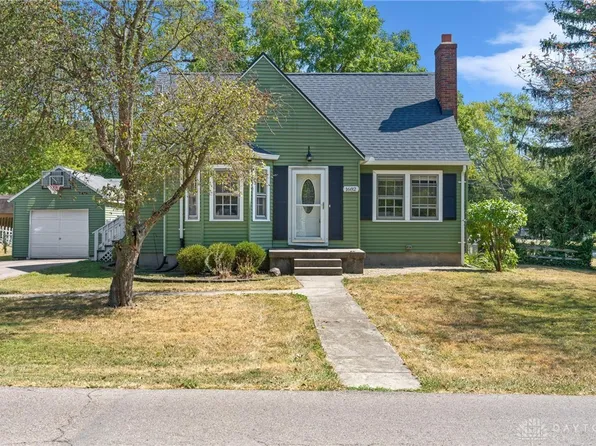 1682 N Longview St, Dayton, OH 45432