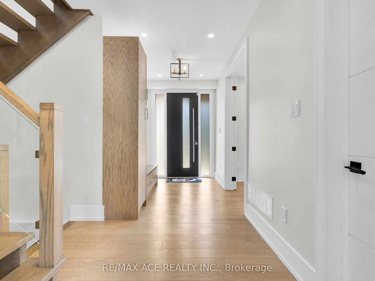 5 bed, $5,500 — Photo 3