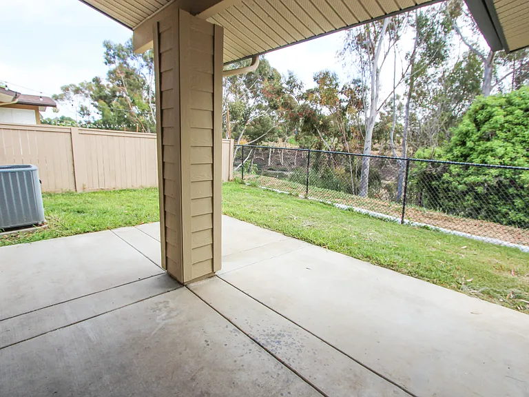 Aero Ridge - Military Housing — Photo 17