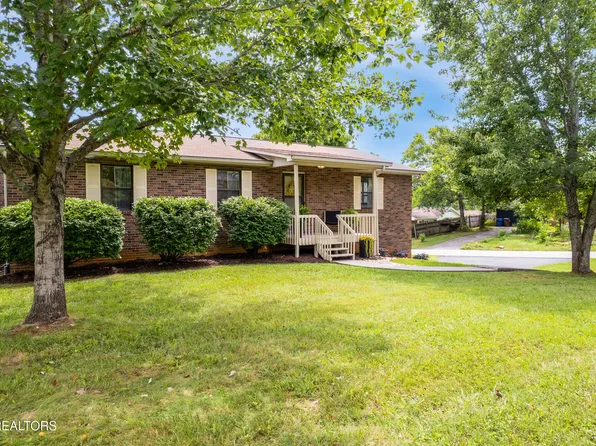 1018 Crest Dr, Jefferson City, TN 37760
