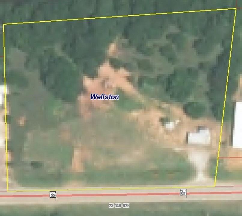 2nd image of 202 E Highway 66