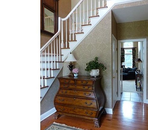 3rd image of 7599 Sarah Lee Dr
