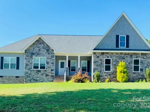 1113 Gillan Dr, Salisbury, NC 28146
