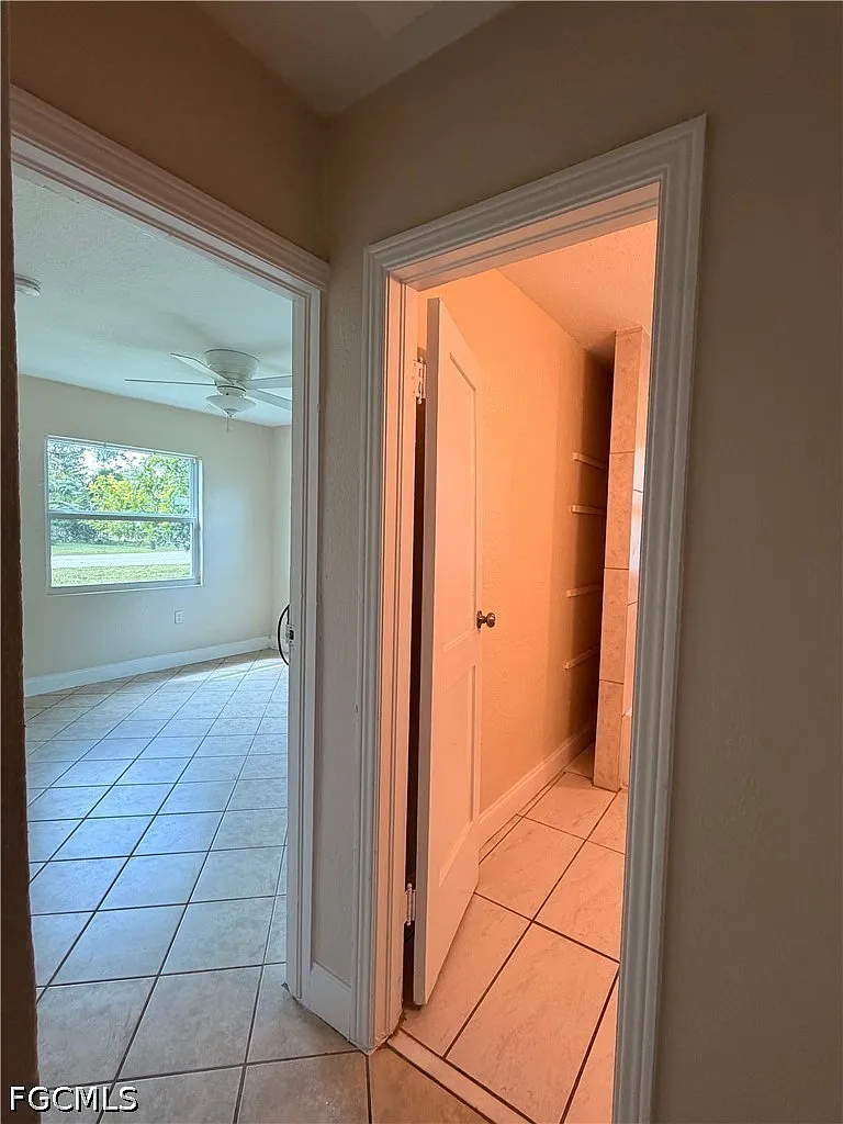 2 bed, 1.0 bath, 696 sqft, $1,500 — Photo 3