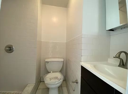 5th image of 1604 1st Ave #5BB
