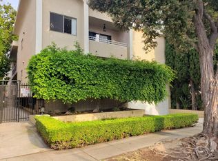 150 N Clark Dr APT 3, Beverly Hills, CA 90211