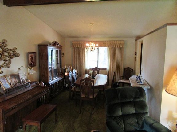 5th image of 5556 N Greenwood Blvd