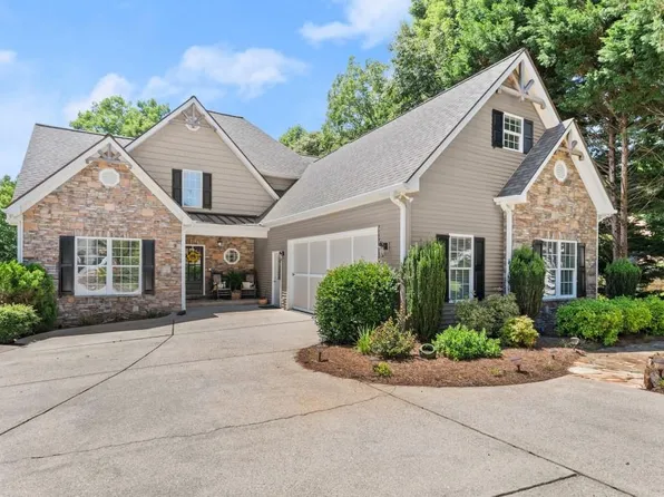 3518 River Road Cir, Gainesville, GA 30506