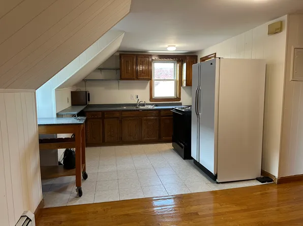 7 Hathorn St #3, Somerville, MA 02145