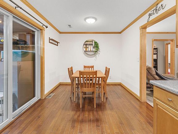 5th image of 5858 E Hill Park Dr