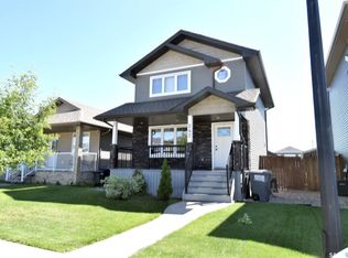 242 Geary Cres, Saskatoon, SK S7R0E6