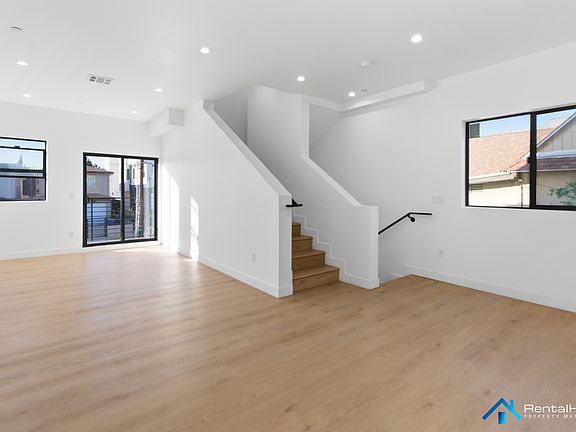 3rd image of 328 N La Fayette Park Pl #A