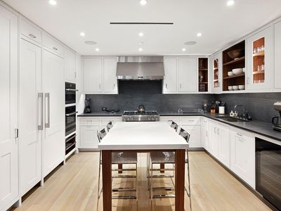 221 W 77th St #6E, New York, NY, 10024