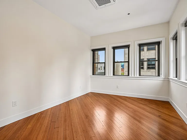 Lauderdale Lofts — Photo 18