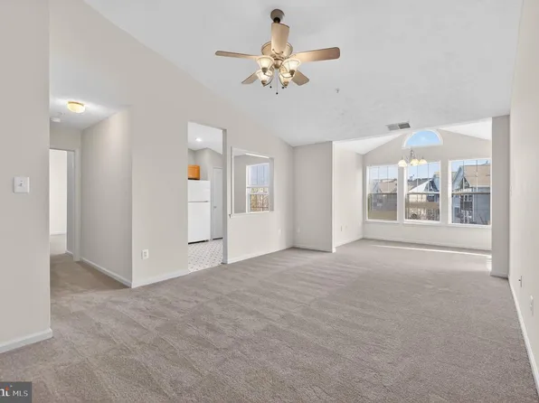 6409 Weatherby Ct APT M, Frederick, MD 21703