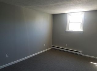 645 Westfield St APT 3, West Springfield, MA 01089