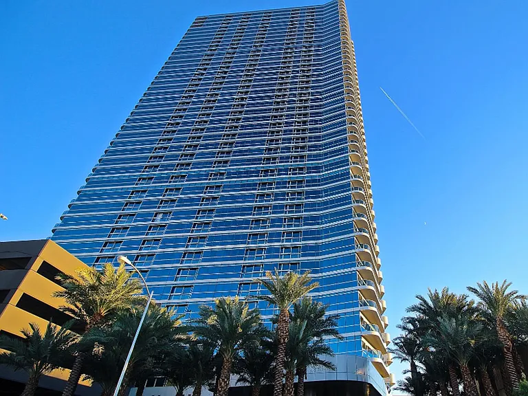 4471 Dean Martin Dr #2909 — Photo 2