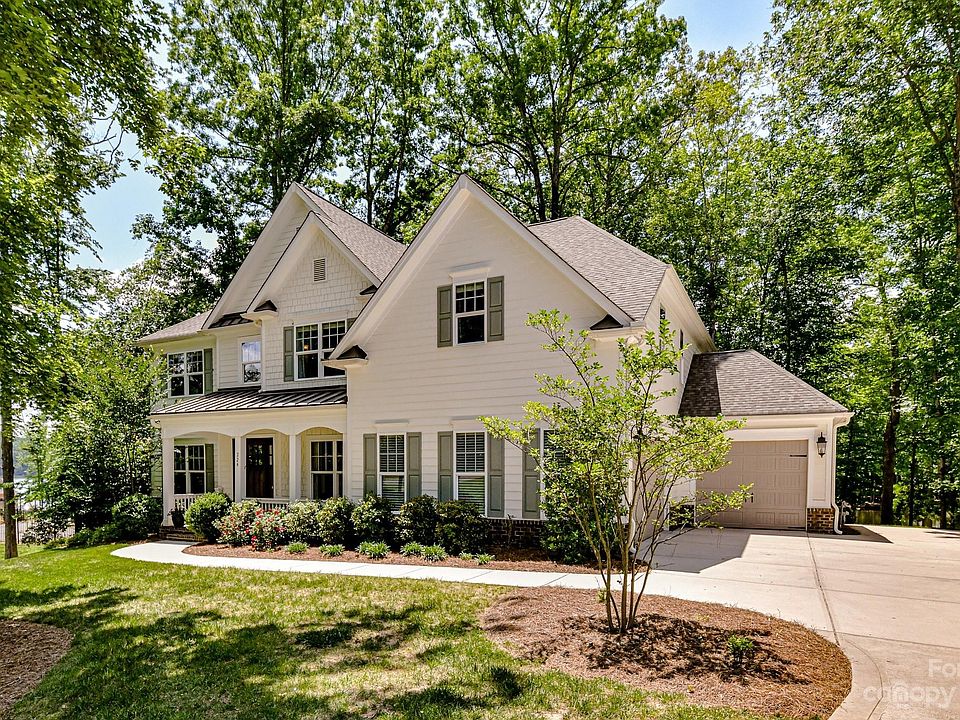 1st image of 224 Seven Oaks Lndg