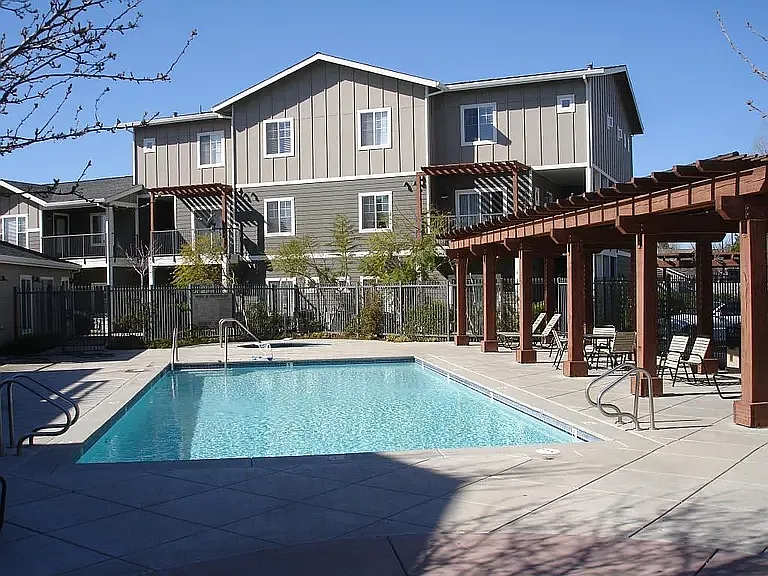 1818 Moore Blvd #216 — Photo 1