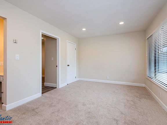 2nd image of 1280 Brookfield Ave APT 15