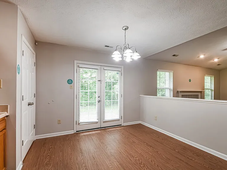 6261 Hazelhatch Dr — Photo 8